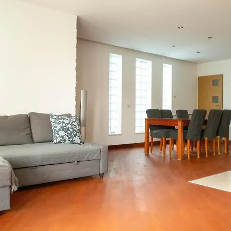 Ancoba House Apartment *